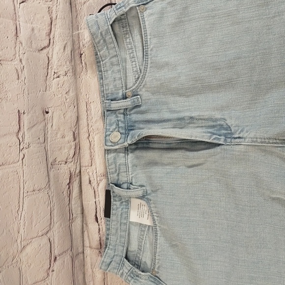 Blank NYC Reeve Cut Out Exposed High Waist Raw Hem Denim Shorts 30 - Picture 7 of 13